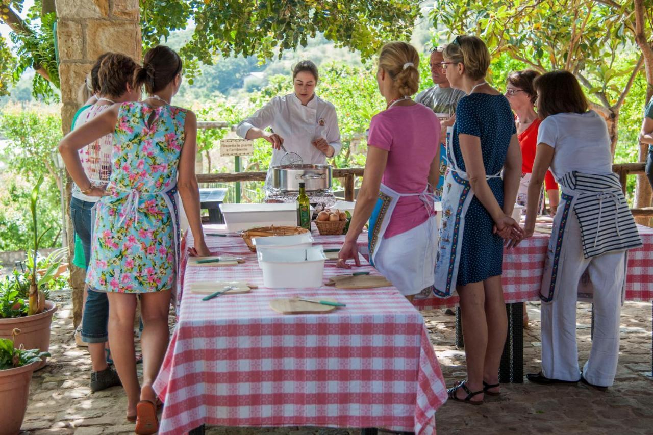 Azienda Agrituristica Bergi Кастельбуоно Экстерьер фото
